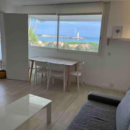 Marina Front De Mer Direct Plage וילנב-לובה