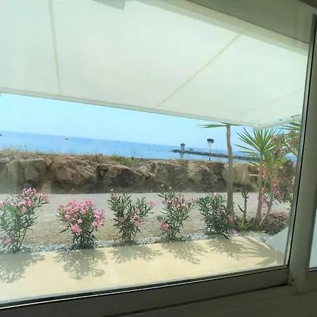 דירה Marina Front De Mer Direct Plage וילנב-לובה